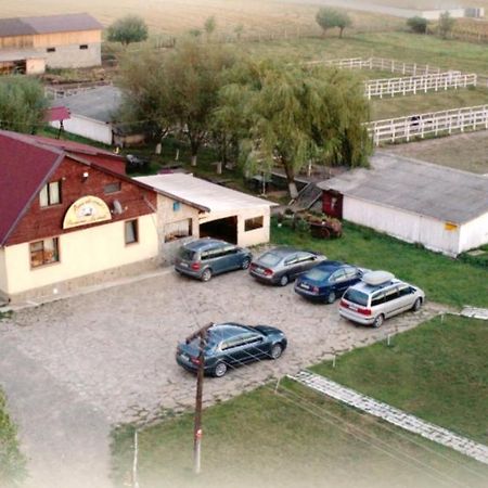 Pensiunea ,,La Struti" Targu Neamt Extérieur photo